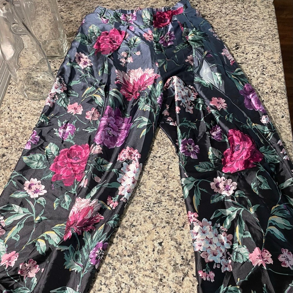 Victoria’s Secret pajama pants Floral print